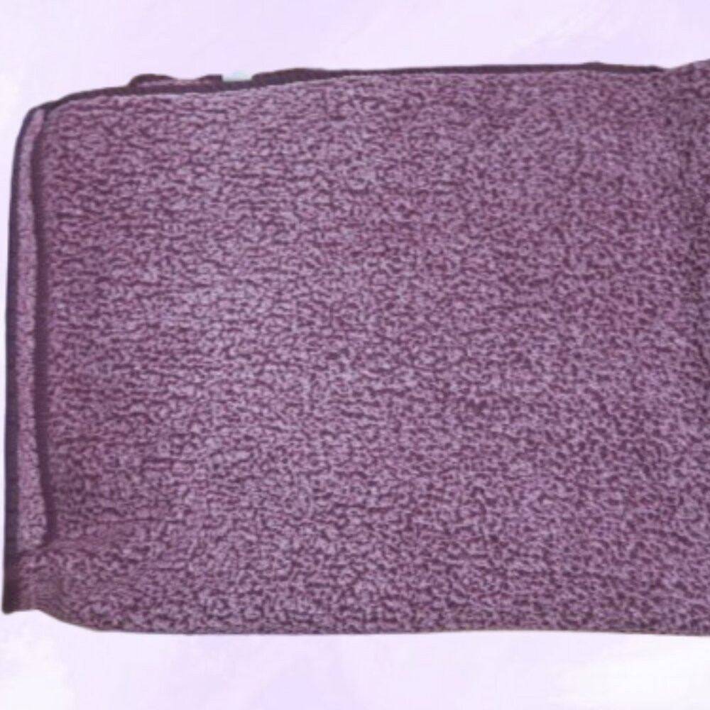 PINK Victoria's Secret blanket throw fleece plush in purple size OS 50X60.
